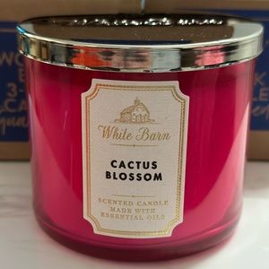 Bath & Bodyworks 3 wick candle, CACTUS BLOSSOM